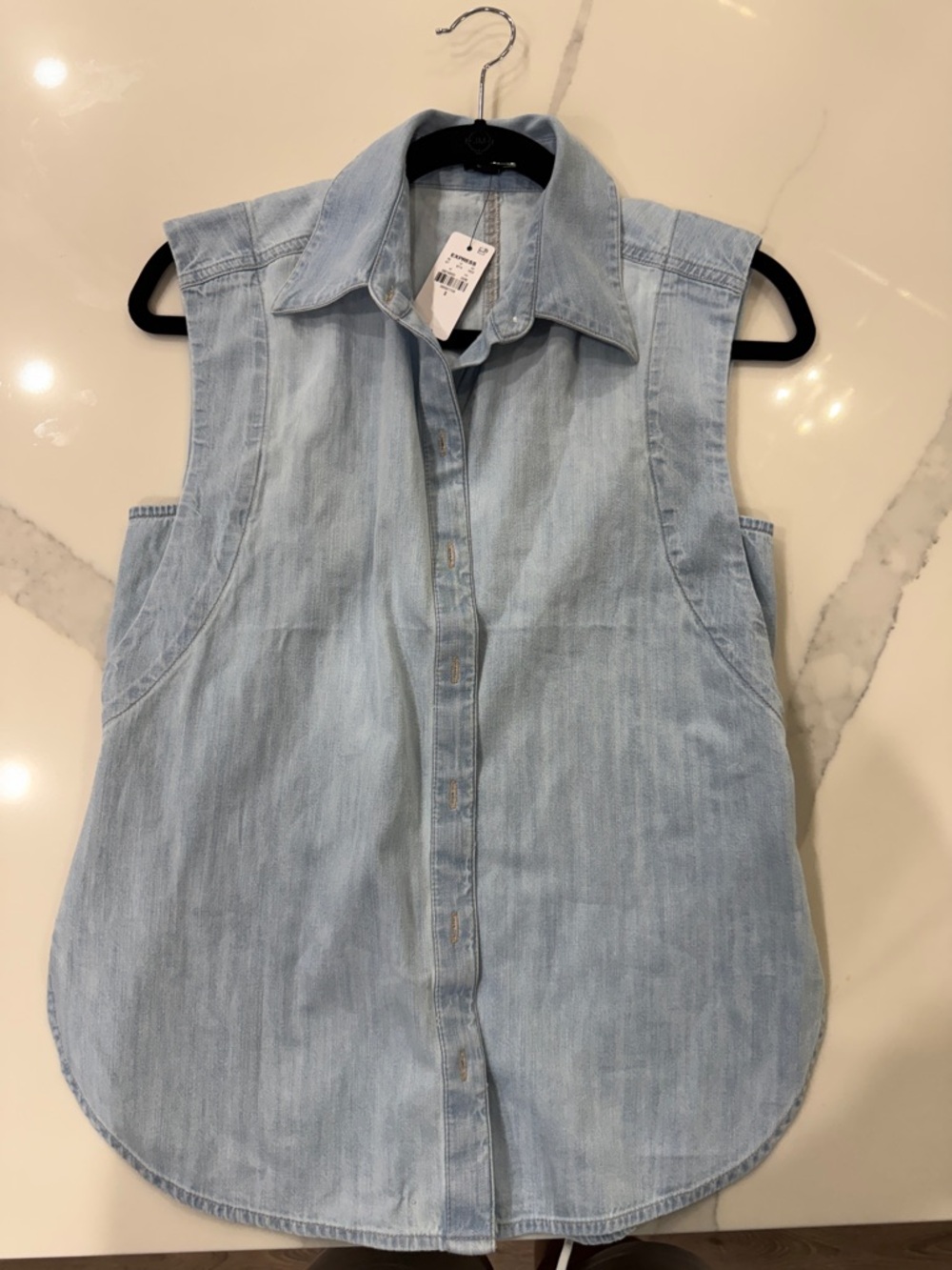 Express Sleeveless Light Wash Denim Shirt - Light Blue